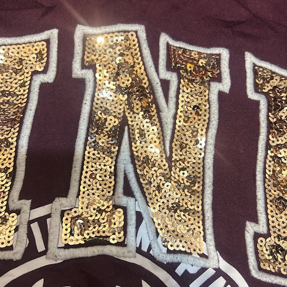 PINK Victoria’s Secret Bling Sequin Logo Long Sleeve Tee | Maroon & Gold Medium - Picture 5 of 5